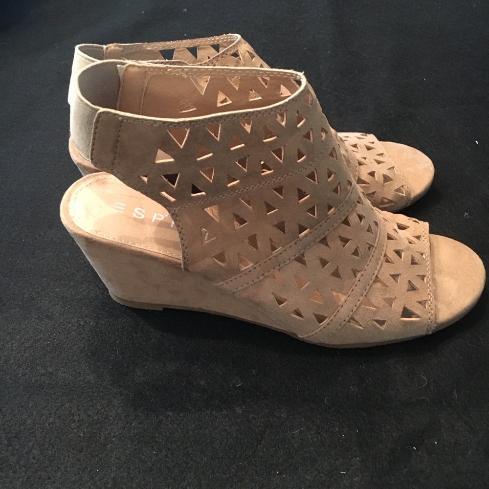 EUC Esprit Neutral Wedge Cage Sandal